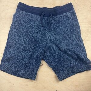 Goodfellow Blue Leaf Patterned Shorts